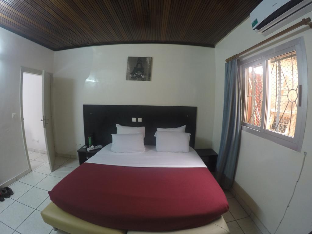 Residence Amann Appartement Et Spa Hammam Sauna Jacuzzi Marcory Eksteriør billede